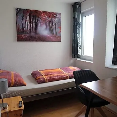 Hirsch Hotel *